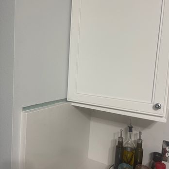 Lowe's Home Improvement - Damaged backsplash - Hardware Stores Near Me - Jensen Beach, Florida