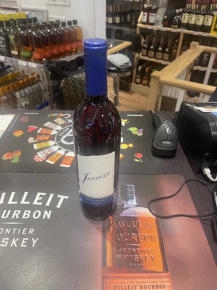 Tiger Wine & Spirit Logo