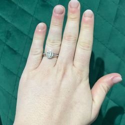 1st Spa & Nails - Full set, as short and natural as possible