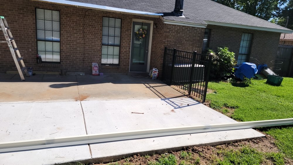 Slide of D And E Services