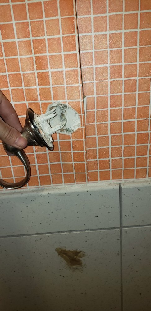 Slide of Clewis Renovations