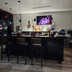 Canvas Social Cuisine - Bar