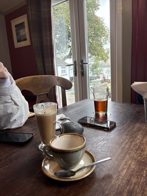 The Old Inn & Waterfront Bunkhouse by null