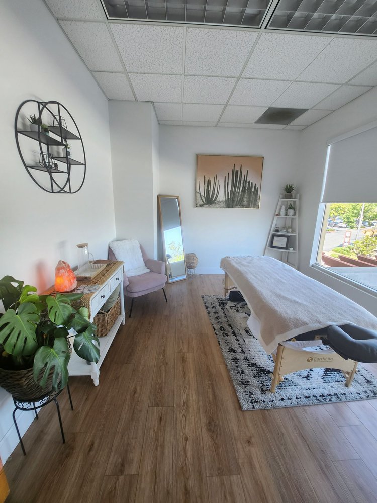 Jessica Johnson Massage Logo