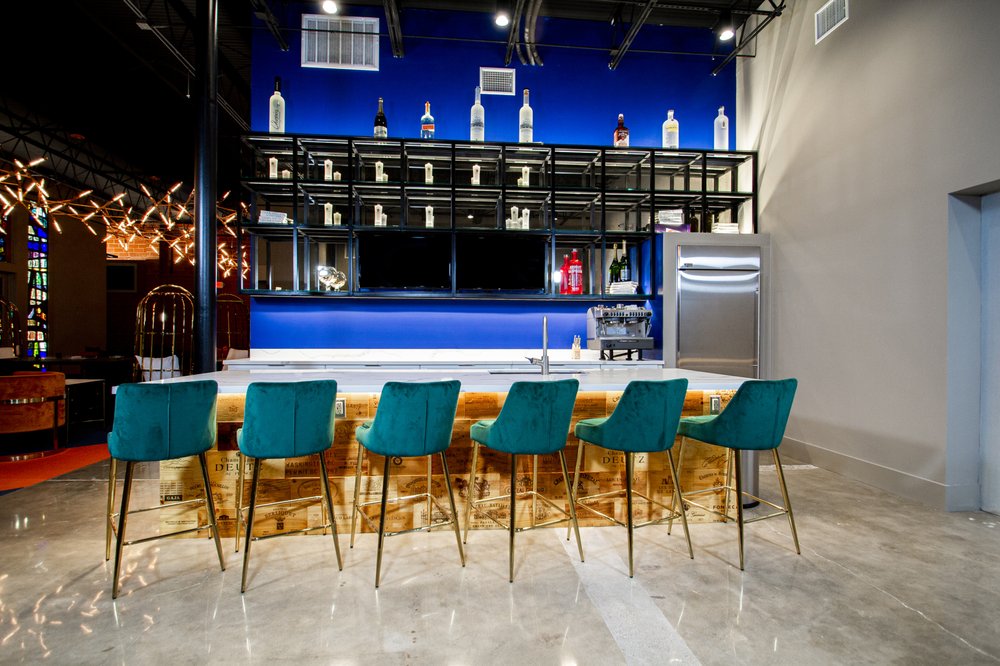VAULT & VINO WINE STORAGE & LOUNGE 2512 Genesee St Houston Texas