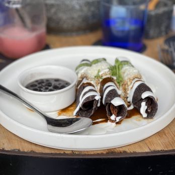 Bakan - Tacos the pollo frito - Mexican Near Me - Miami, Florida