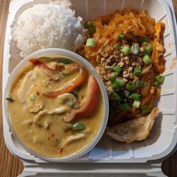 Bahn Thai Restaurant - Lunch special. Panang curry. - Thai Near Me - Seattle, Washington Bahn Thai Restaurant - Lunch special. Panang curry. - Thai Near Me - Seattle, Washington