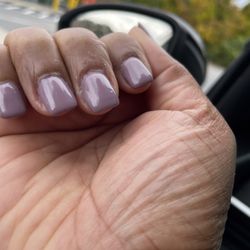 Nails 4 U