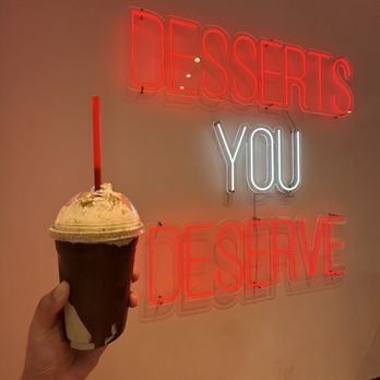 Jars By Fabio Viviani - Dubai Choc Nutella Shake - Desserts Near Me - Emeryville, California