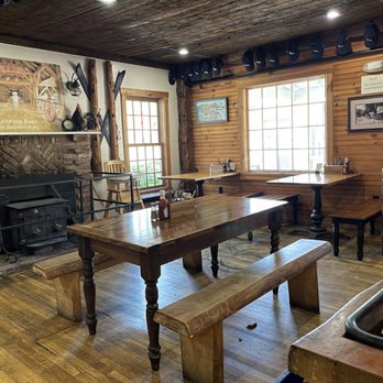Original General Store - Pizza Near Me - Pittsfield, Vermont