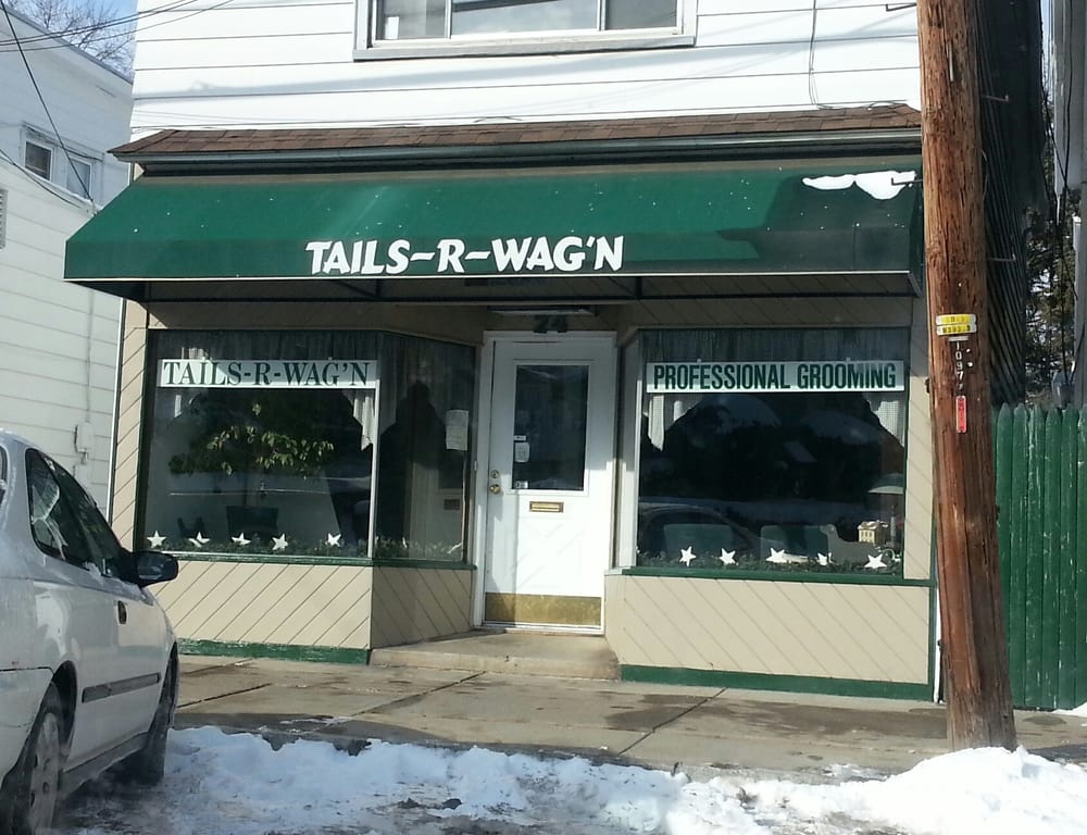 Tails-R-Wag'n Image