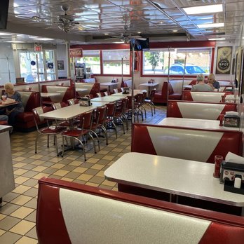 The Spot Restaurant - American Near Me - Sidney, Ohio