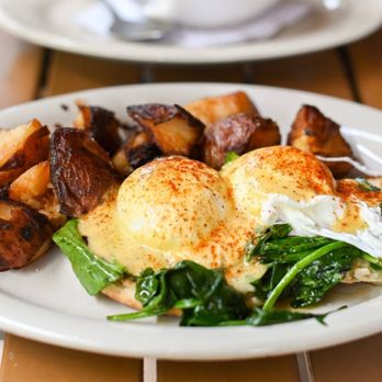 Howley's Restaurant - Eggs Florentine - Diners Near Me - West Palm Beach, Florida Howley's Restaurant - Eggs Florentine - Diners Near Me - West Palm Beach, Florida