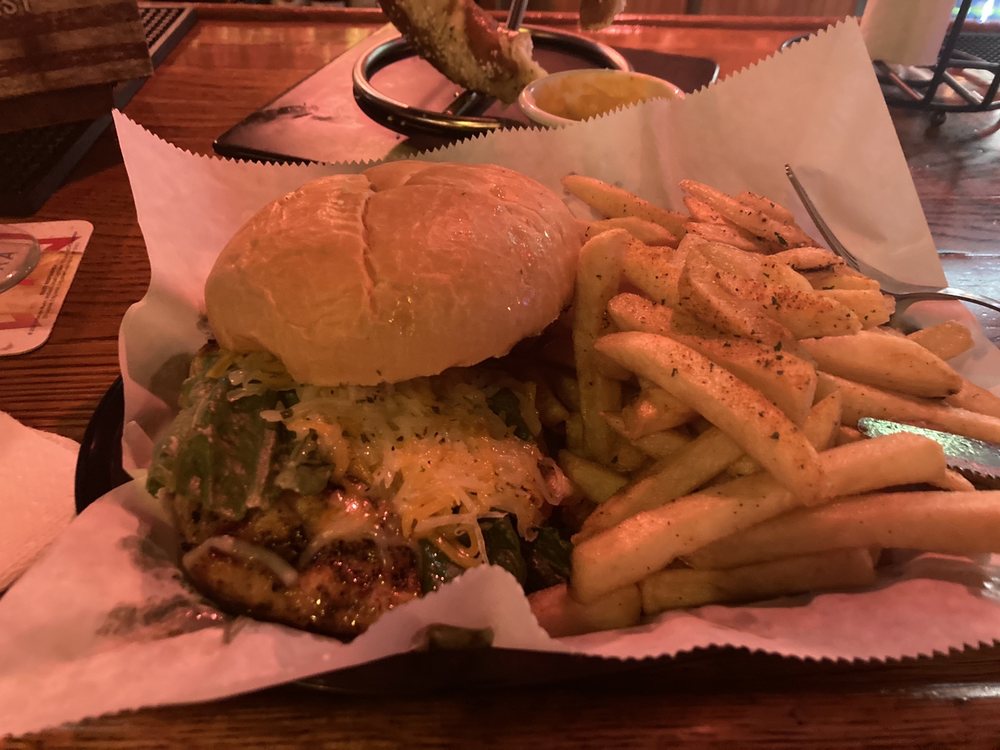Food from Sliderz Bar & Grill