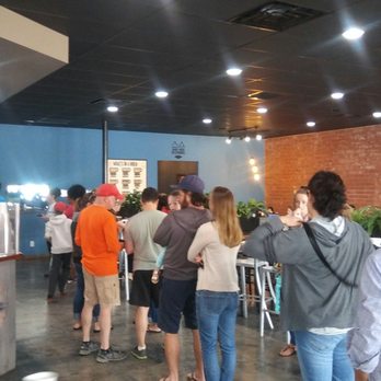 Brew Coffee Spot - Loooooong lines - Coffee & Tea Near Me - La Mesa, California