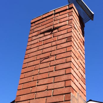 Tom Hohman Masonry - Before shot with broken cap and exposed broken bricks and missing mortar - Masonry/Concrete Near Me
