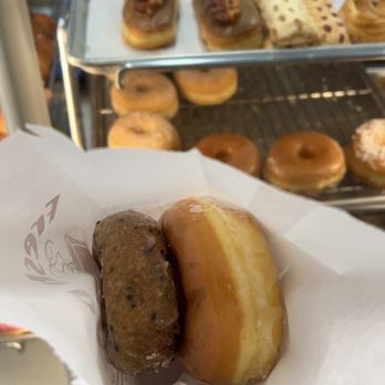 Simone's Donuts - left: blueberry donut right: glazed donut (this was on the house! so sweet ) - Donuts Near Me - Long Beach, California Simone's Donuts - left: blueberry donut right: glazed donut (this was on the house! so sweet ) - Donuts Near Me - Long Beach, California