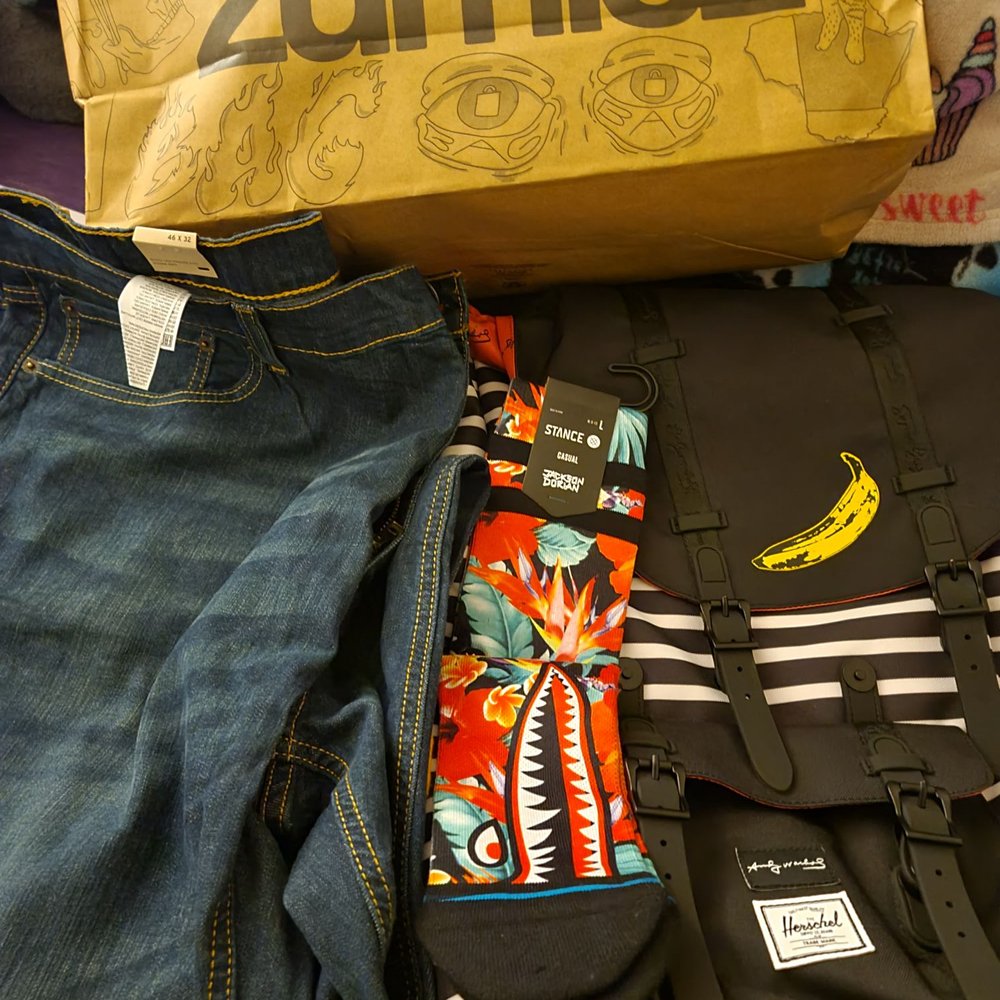 Zumiez - My purchase - Sports Wear Near Me - Bakersfield, California Zumiez - My purchase - Sports Wear Near Me - Bakersfield, California