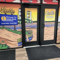 Green Acres - Entrance area