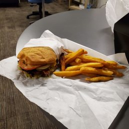 Classic Burger w/ Fries Classic Burger w/ Fries