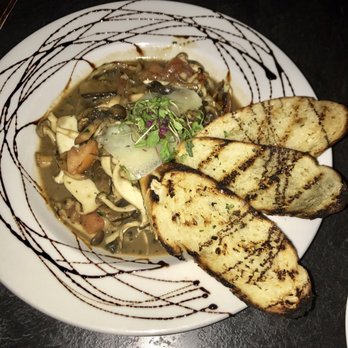 Smith Flat House - Mushroom appetizer - Venues & Event Spaces Near Me - Placerville, California