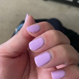 Chipped/peeling gel manicure less than 24 hours Chipped/peeling gel manicure less than 24 hours