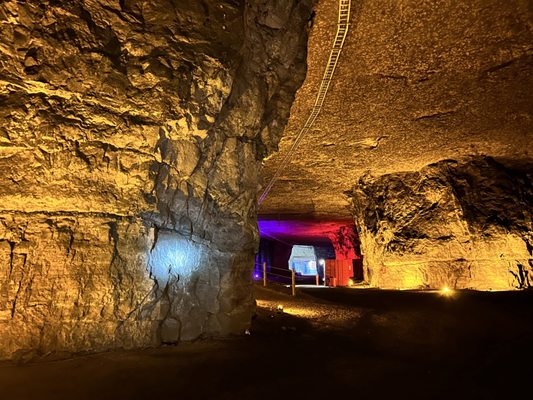 Louisville Mega Cavern by null