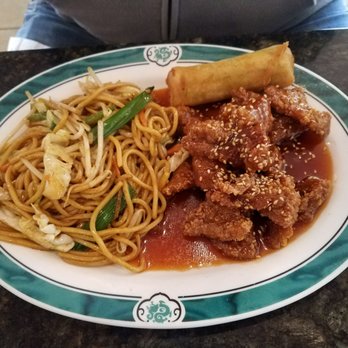 Silver Chopsticks - Sesame beef lunch entre - Vietnamese Near Me - Reno, Nevada Silver Chopsticks - Sesame beef lunch entre - Vietnamese Near Me - Reno, Nevada