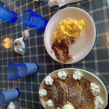Kitchen Little - Pancake Special - banana and blueberry sweet cream pancakes - Breakfast & Brunch Near Me - Mystic, Connecticut Kitchen Little - Pancake Special - banana and blueberry sweet cream pancakes - Breakfast & Brunch Near Me - Mystic, Connecticut