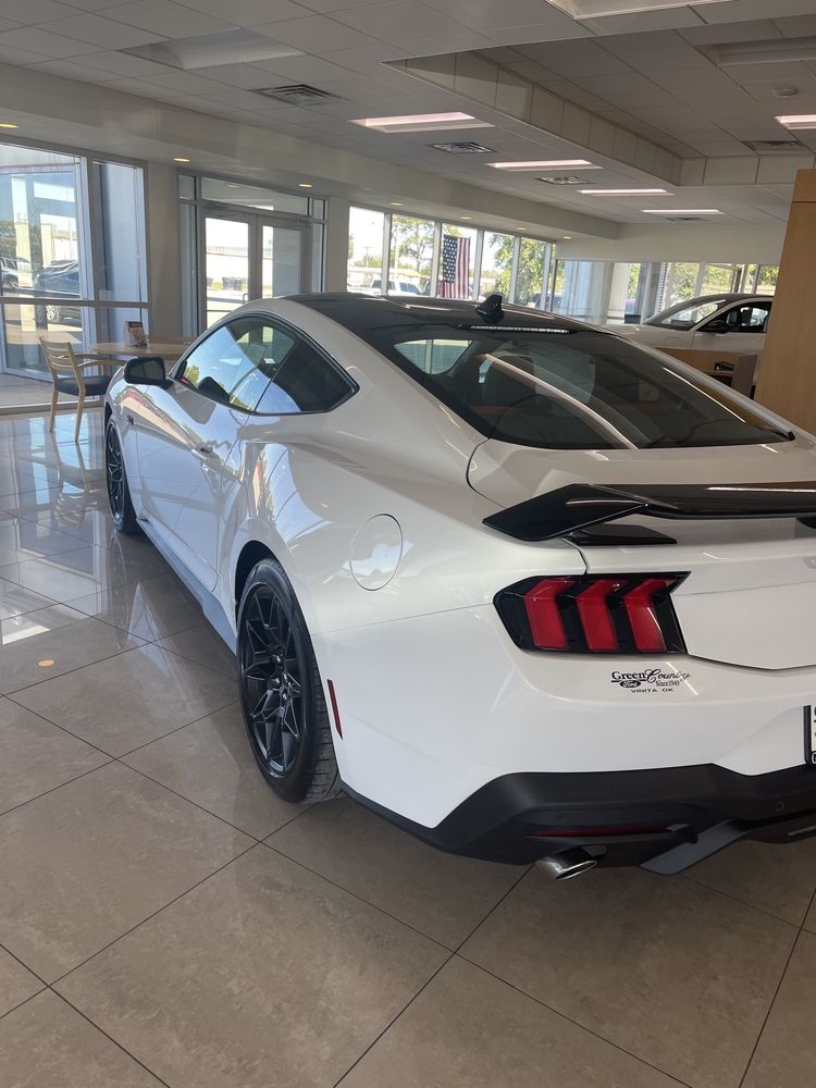 GREEN COUNTRY FORD Updated October 2024 225 W Dwain Willis Ave