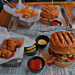 Tessie's bar & kitchen
