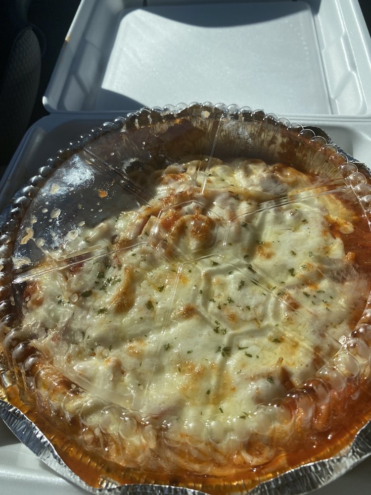 MANVILLE PALACE PIZZA 27 Photos & 95 Reviews 141 Railroad St, Manville, Rhode Island Pizza