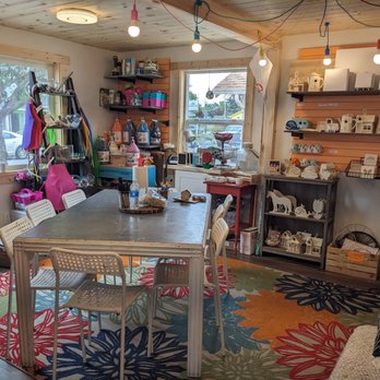 Kraken Kafe - Craft area - Coffee & Tea Near Me - Long Beach, Washington