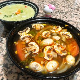 Green curry and Tom Yum soup Green curry and Tom Yum soup