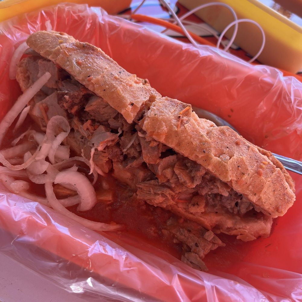 Mr. Paco's - Torta de carnitas - Delis Near Me - Guadalajara, JAL