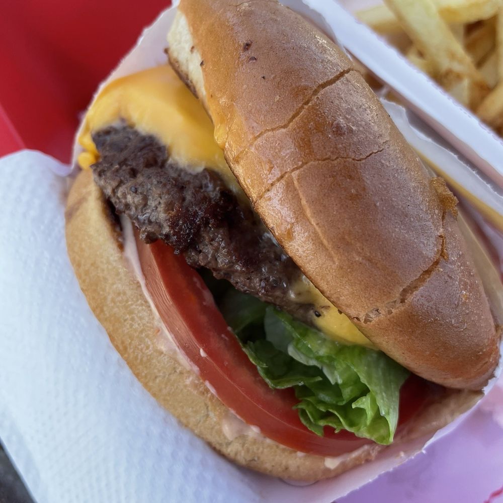 In-N-Out Burger - Cheeseburger (TikTok: @justandyvu) - Burgers Near Me - Garden Grove, California In-N-Out Burger - Cheeseburger (TikTok: @justandyvu) - Burgers Near Me - Garden Grove, California