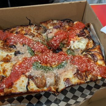 MOTO - Edmonds - Mr pig - Pizza Near Me - Edmonds, Washington