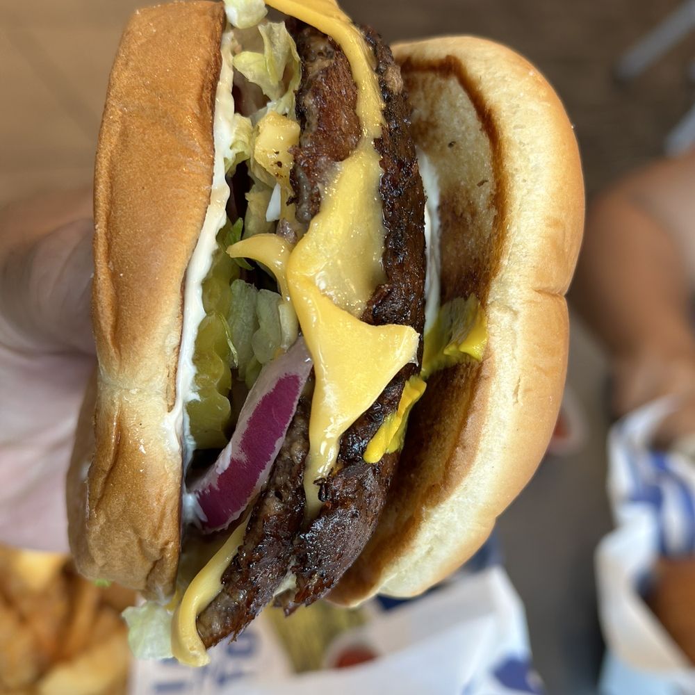 Culver's - Deluxe - Ice Cream & Frozen Yogurt Near Me - Madison, Alabama Culver's - Deluxe - Ice Cream & Frozen Yogurt Near Me - Madison, Alabama
