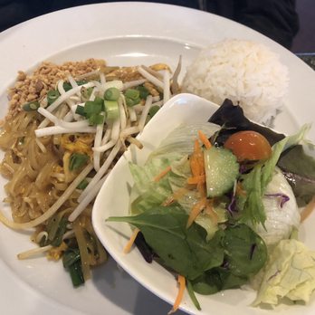Elephant Cafe - Pad Thai - Thai Near Me - Lake Forest, California Elephant Cafe - Pad Thai - Thai Near Me - Lake Forest, California