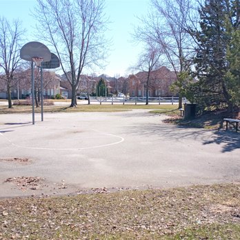 Russell Farm Park - basketball court - Parks Near Me - Richmond Hill, Ontario Russell Farm Park - basketball court - Parks Near Me - Richmond Hill, Ontario