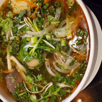 Lá Sen Vietnamese Cuisine - Vietnamese Near Me - Toronto, Ontario Lá Sen Vietnamese Cuisine - Vietnamese Near Me - Toronto, Ontario