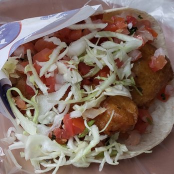 Tijuana J. R. - Regular fish taco. - Seafood Near Me - Tijuana, BCN