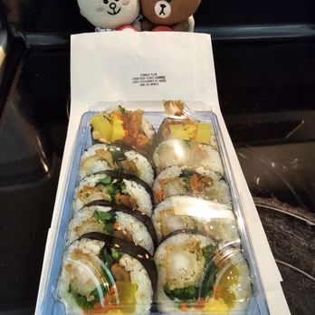 Kimbap Plus - Shrimp tempura kimbap! - Korean Near Me - Honolulu, Hawaii