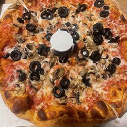 Ameci Pizza & Pasta - Woodland Hills West