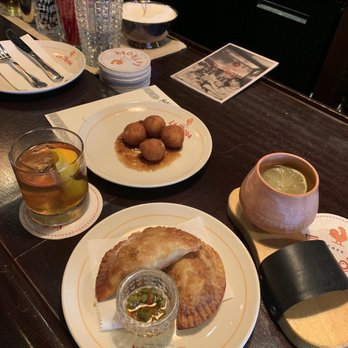 Cafe La Trova - Cocktail Bars Near Me - Miami, Florida