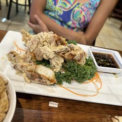Akahana - Asian Bistro, Bar & Sushi - Soft shell crab