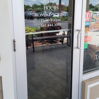 Malakor Thai Express - Thai Near Me - Loxahatchee, Florida