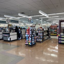 Bell's Food Stores - Interior