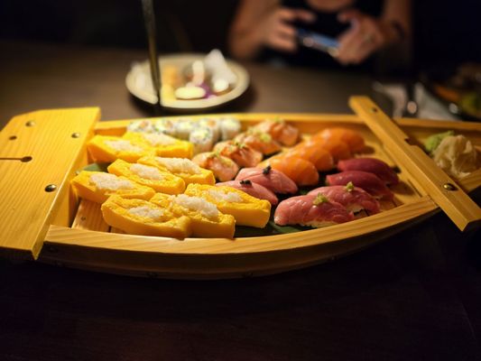 totoya sushi lounge by null