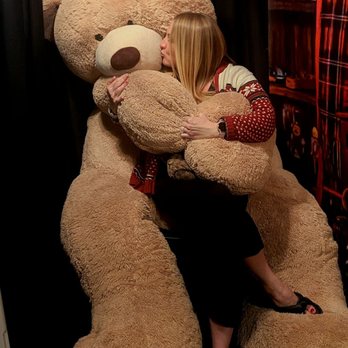 Santa’s Lair - Teddy Bear photo op. - Pop-Up Restaurants Near Me - San Diego, California Santa’s Lair - Teddy Bear photo op. - Pop-Up Restaurants Near Me - San Diego, California